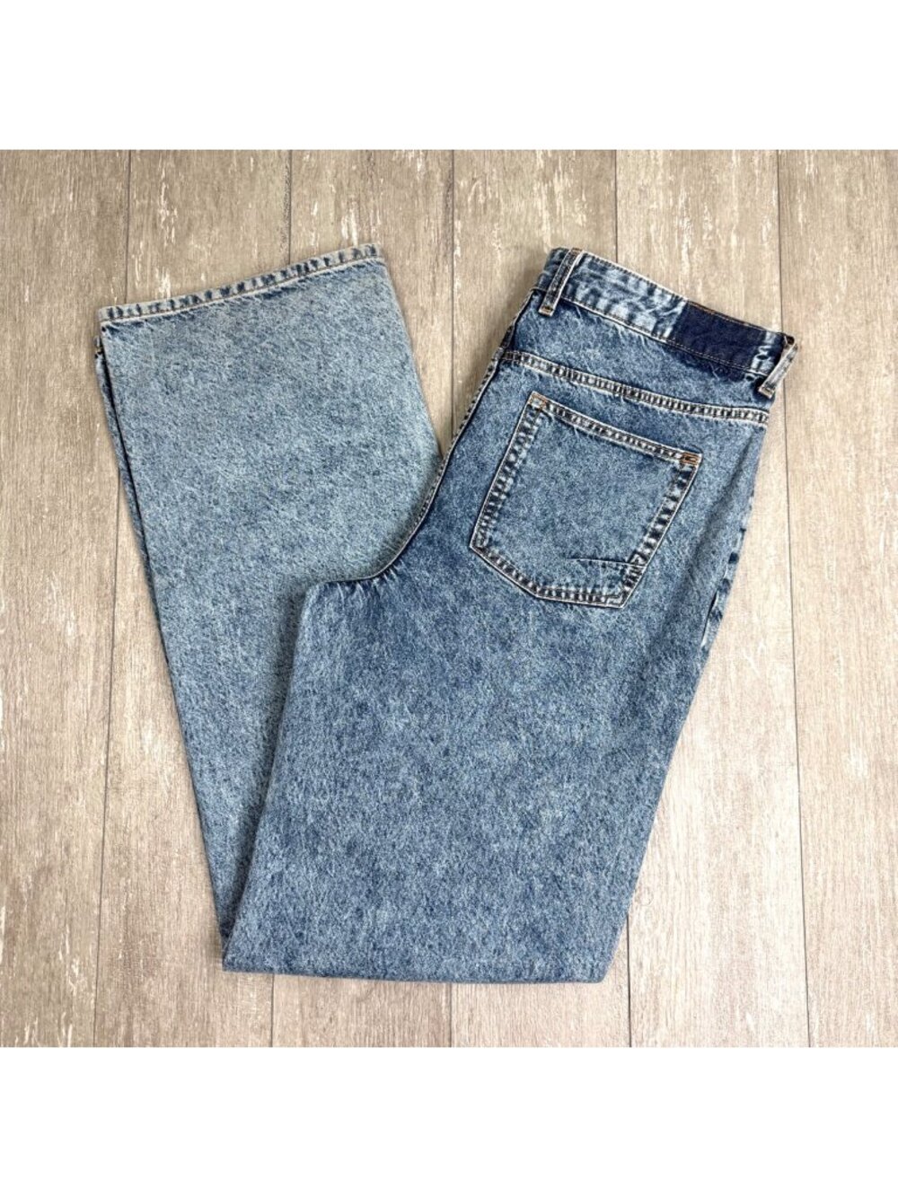 ASOS Designs Mens Acid Wash Straight Leg Jeans Size Tall 32/38